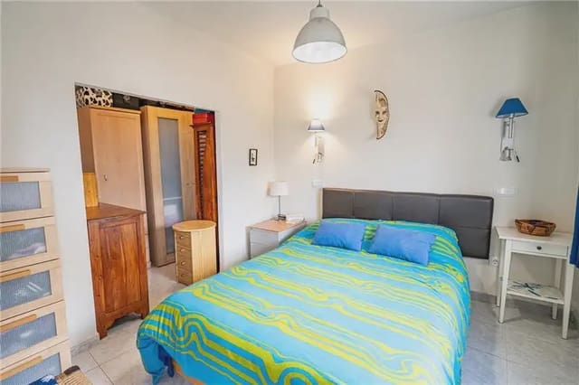 2 slaapkamer Appartement te koop in Es Molinar / El Molinar, Palma de Mallorca - € 476.000 (Ref: 9893357)