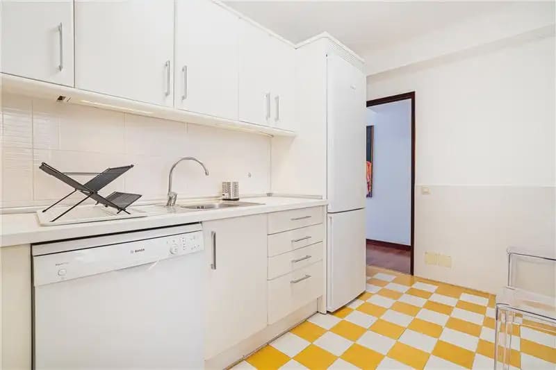 Appartement de 3 chambres à louer à Palma de Mallorca - 2 800 € (Ref: 9893360)