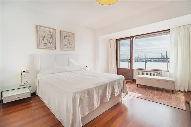 Appartement de 3 chambres à louer à Palma de Mallorca - 2 800 € (Ref: 9893360)