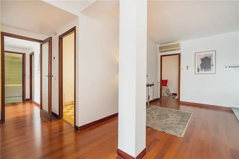 Appartement de 3 chambres à louer à Palma de Mallorca - 2 800 € (Ref: 9893360)