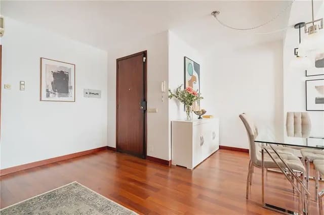 Appartement de 3 chambres à louer à Son Armadans, Palma de Mallorca - 2 800 € (Ref: 9893360)