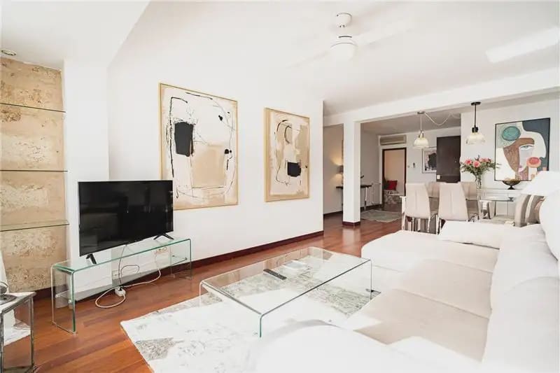 Appartement de 3 chambres à louer à Palma de Mallorca - 2 800 € (Ref: 9893360)