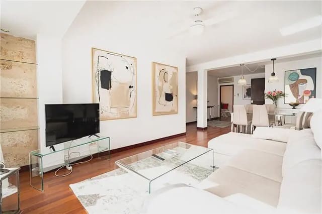Appartement de 3 chambres à louer à Son Armadans, Palma de Mallorca - 2 800 € (Ref: 9893360)
