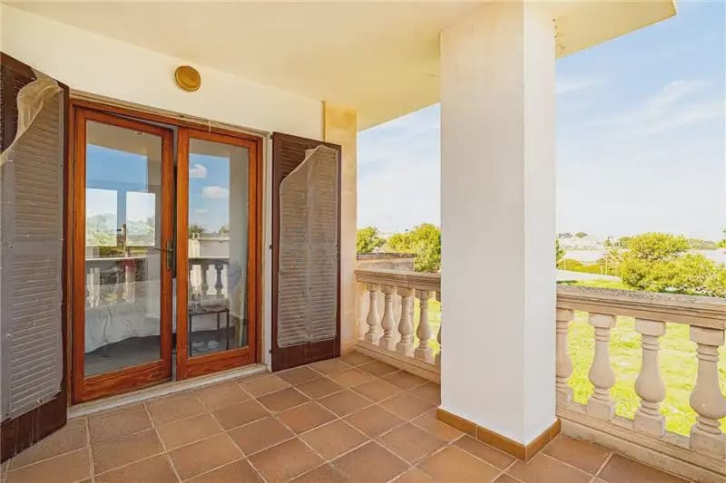 5 soverom Villa til salgs i Ses Salines med garasje - € 1 350 000 (Ref: 9893363)
