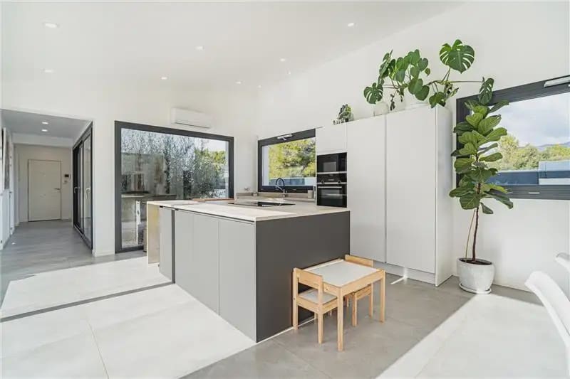 4 sovrum Villa till salu i Bunyola med garage - 3 000 000 € (Ref: 9893368)