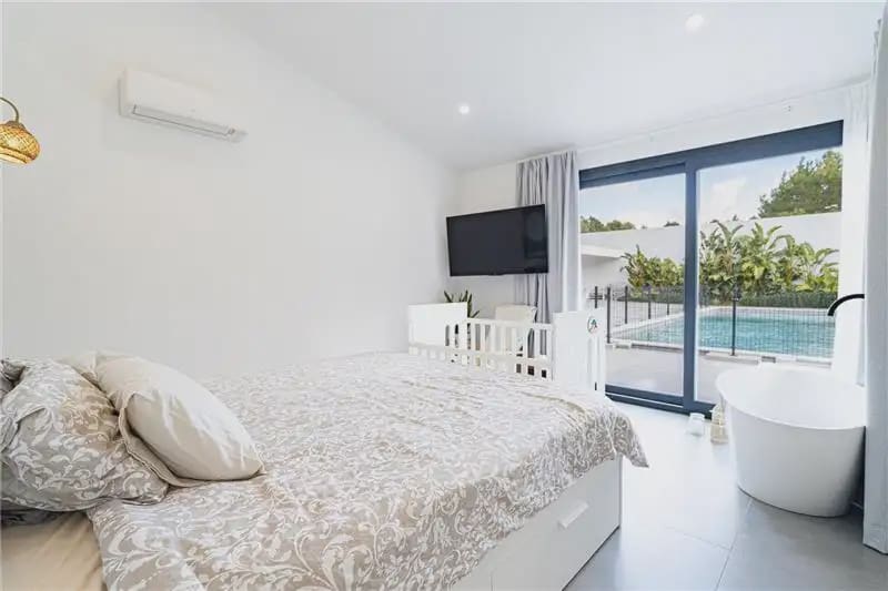 4 sovrum Villa till salu i Bunyola med garage - 3 000 000 € (Ref: 9893368)