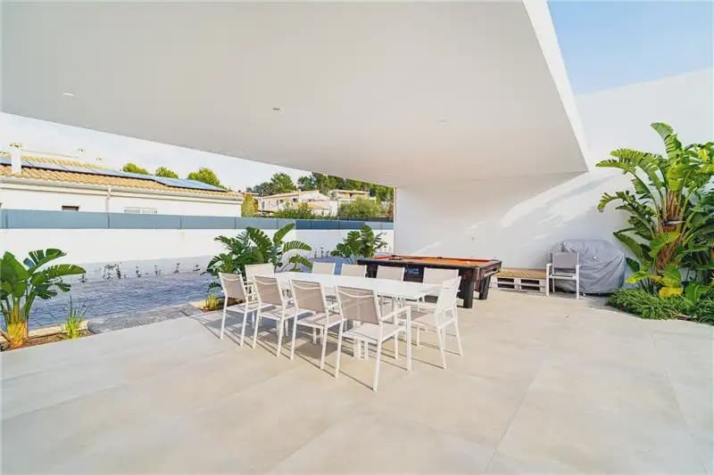 4 sovrum Villa till salu i Bunyola med garage - 3 000 000 € (Ref: 9893368)