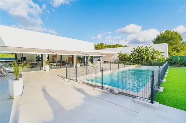 4 sovrum Villa till salu i Bunyola med garage - 3 000 000 € (Ref: 9893368)