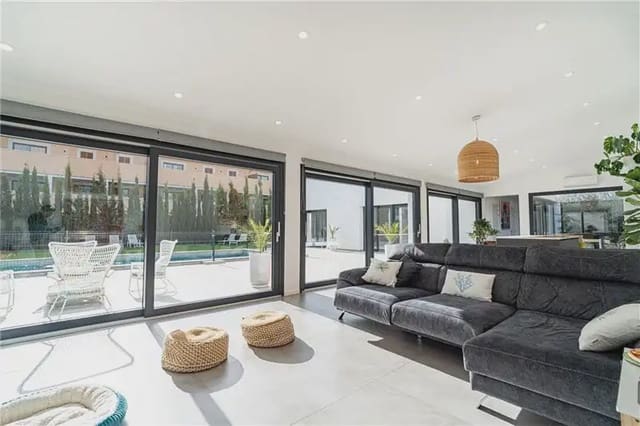 4 sovrum Villa till salu i Bunyola med garage - 3 000 000 € (Ref: 9893368)