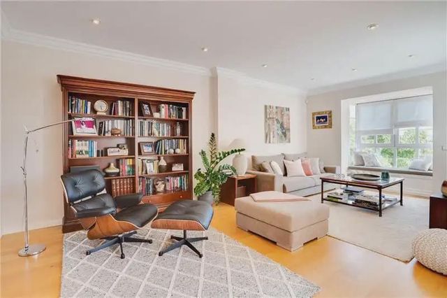 3 slaapkamer Rijtjeshuis te koop in Son Rapinya, Palma de Mallorca met garage - € 1.395.000 (Ref: 9893370)