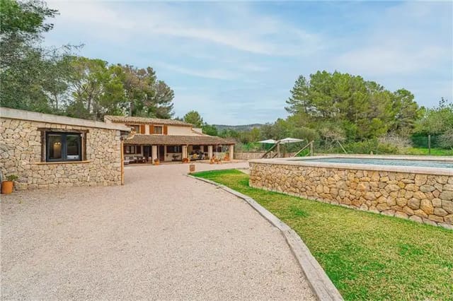 4 sypialnia Finka/Dom wiejski na sprzedaż w Calvià Pueblo, Calvià z basenem garażem - 1 995 000 € (Ref: 9893380)