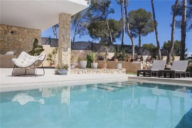 4 sypialnia Willa na sprzedaż w Calvia z basenem garażem - 1 795 000 € (Ref: 9893385)