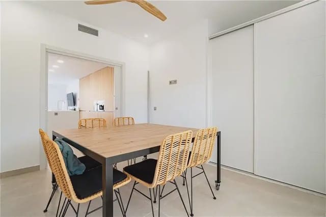 3 soverom Leilighet til salgs i Colonia de Sant Jordi, Ses Salines med svømmebasseng garasje - € 850 000 (Ref: 9893388)