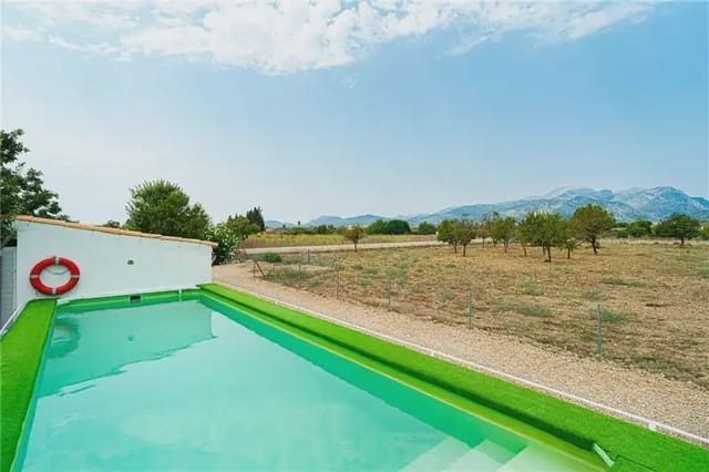 2 bedroom Finca/Country House for sale in Campanet with garage - € 595,000 (Ref: 9893394)