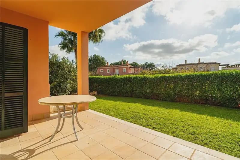2 soverom Leilighet til salgs i Campos med svømmebasseng garasje - € 590 000 (Ref: 9893399)