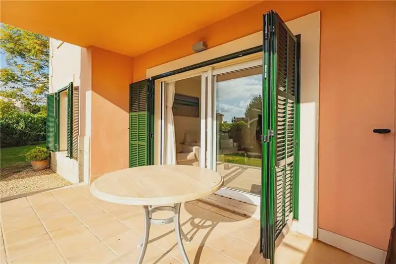 2 soverom Leilighet til salgs i Campos med svømmebasseng garasje - € 590 000 (Ref: 9893399)