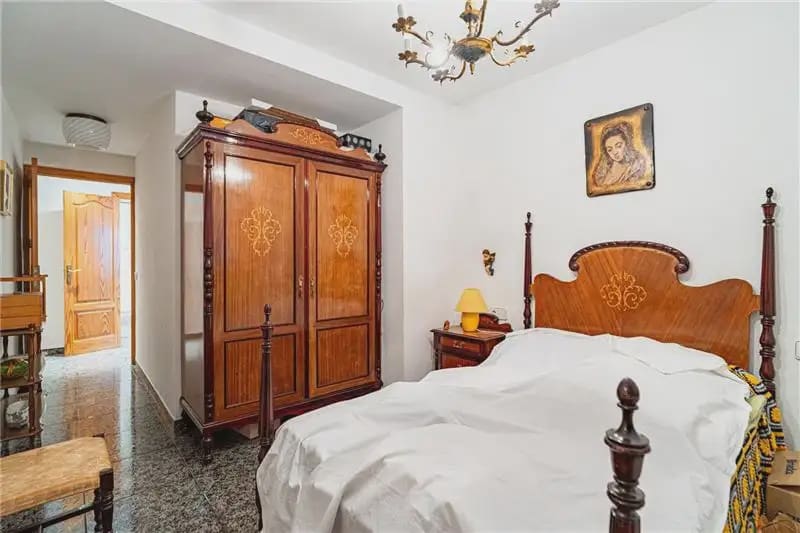 4 bedroom Penthouse for sale in Palma de Mallorca with garage - € 535,000 (Ref: 9893400)