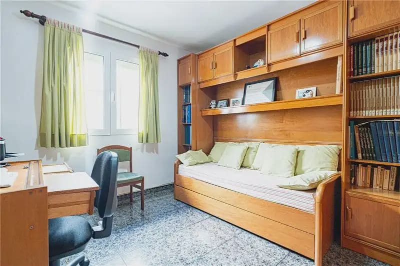 4 bedroom Penthouse for sale in Palma de Mallorca with garage - € 535,000 (Ref: 9893400)