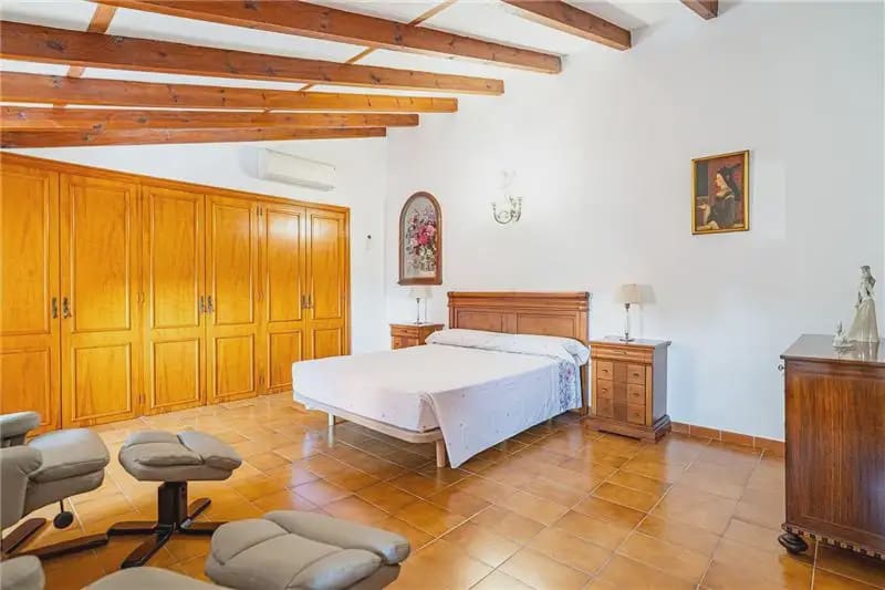 5 soverom Villa til salgs i Marratxi med garasje - € 850 000 (Ref: 9893401)