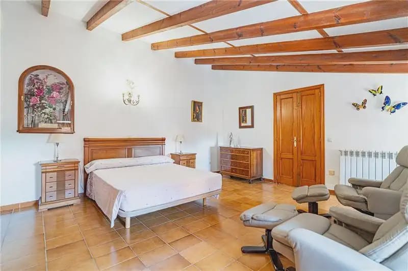 5 soverom Villa til salgs i Marratxi med garasje - € 850 000 (Ref: 9893401)