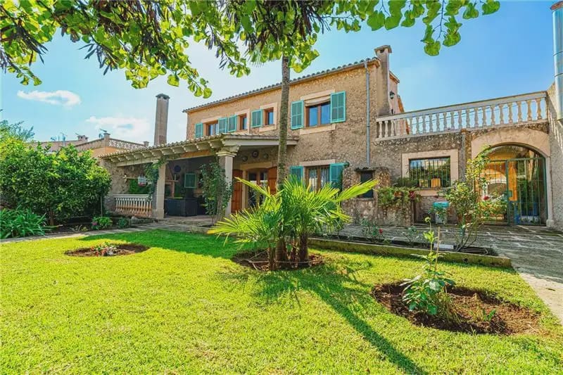 5 soverom Villa til salgs i Marratxi med garasje - € 850 000 (Ref: 9893401)