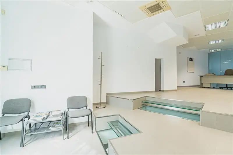 Comercial para venda em Palma de Mallorca - 340 000 € (Ref: 9893402)