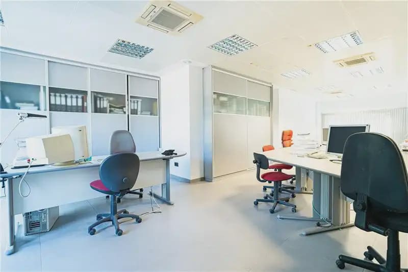 Comercial para venda em Palma de Mallorca - 340 000 € (Ref: 9893402)