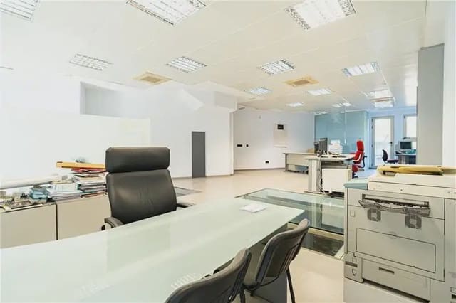 Kommersiell til salgs i El Secar de la Real, Palma de Mallorca - € 340 000 (Ref: 9893402)