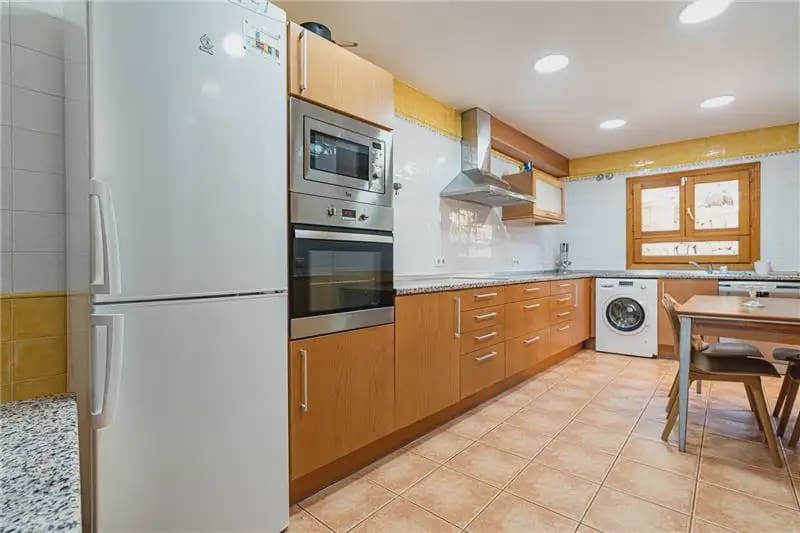 3 camera da letto Villa in vendita in Alaro con piscina garage - 995.000 € (Rif: 9893404)
