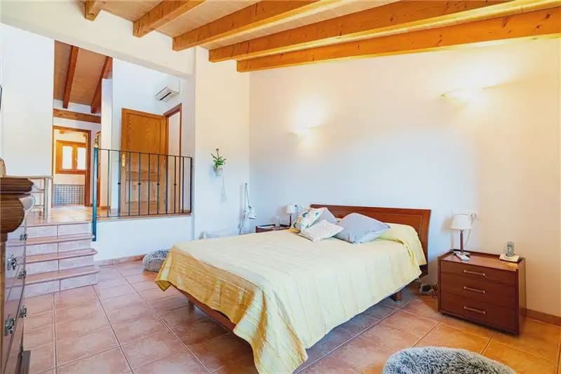 3 camera da letto Villa in vendita in Alaro con piscina garage - 995.000 € (Rif: 9893404)