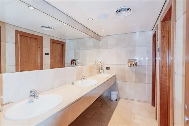 Oficina en Palma de Mallorca en alquiler con garaje - 2.900 € (Ref: 9893405)