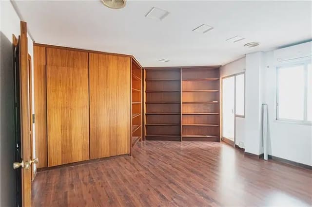 Biuro do wynajęcia w Plaça dels Patins, Palma de Mallorca - 1 900 € (Ref: 9893407)