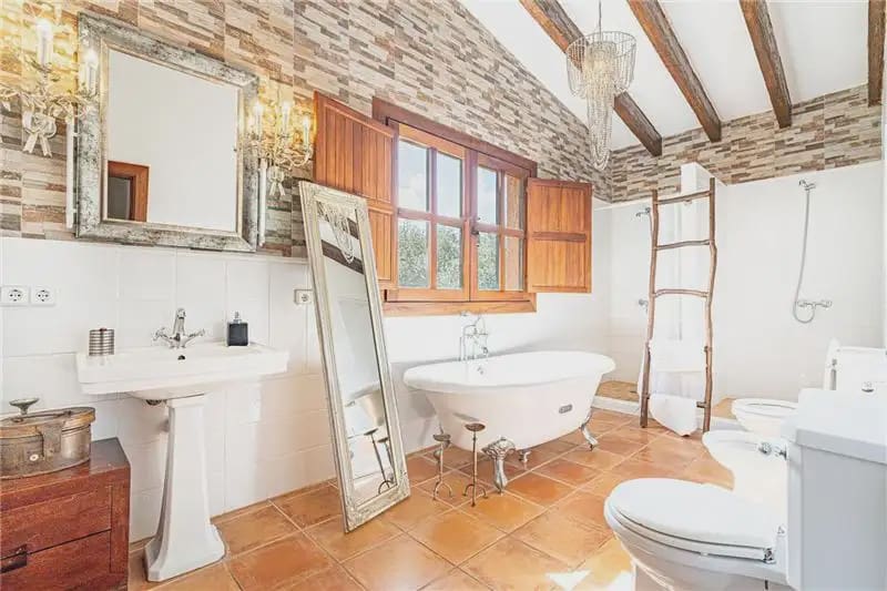 7 bedroom Finca/Country House for sale in Algaida with pool garage - € 3,400,000 (Ref: 9893408)
