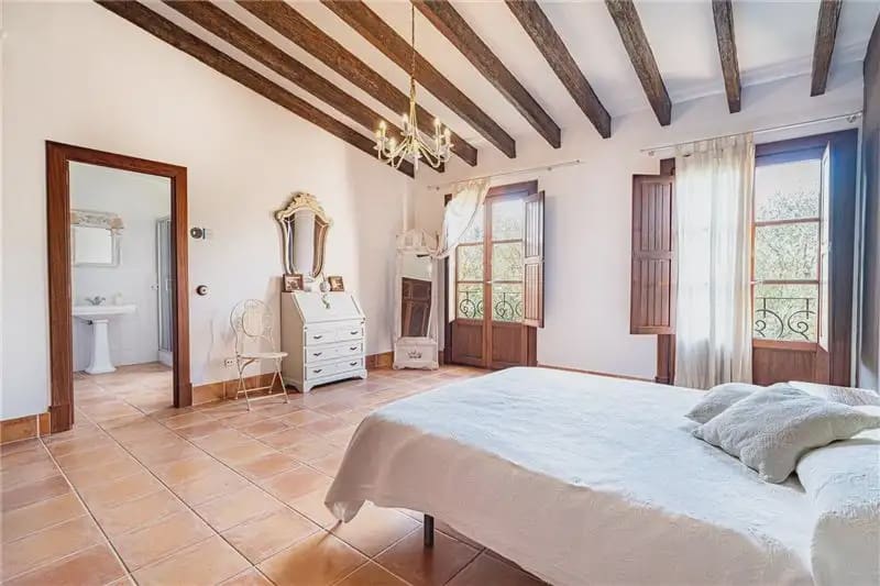 7 bedroom Finca/Country House for sale in Algaida with pool garage - € 3,400,000 (Ref: 9893408)