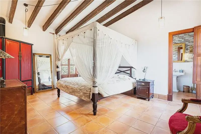 7 bedroom Finca/Country House for sale in Algaida with pool garage - € 3,400,000 (Ref: 9893408)