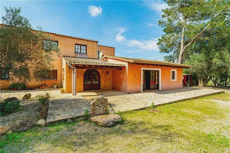 7 bedroom Finca/Country House for sale in Algaida with pool garage - € 3,400,000 (Ref: 9893408)