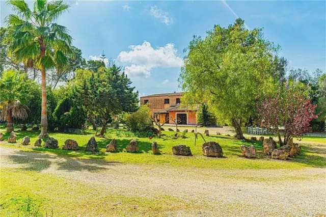 7 bedroom Finca/Country House for sale in Algaida with pool garage - € 3,400,000 (Ref: 9893408)
