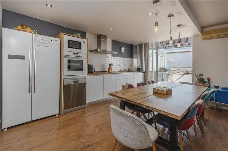 3 bedroom Penthouse for sale in Palma de Mallorca with garage - € 599,000 (Ref: 9893412)