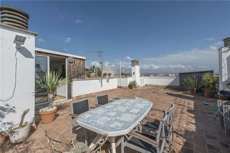 3 bedroom Penthouse for sale in Palma de Mallorca with garage - € 599,000 (Ref: 9893412)