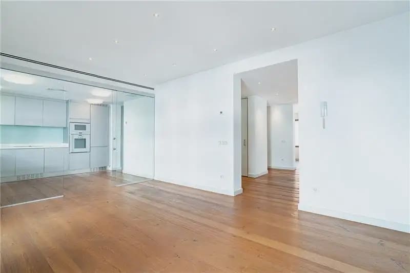 3 bedroom Flat for sale in Palma de Mallorca - € 1,750,000 (Ref: 9893413)