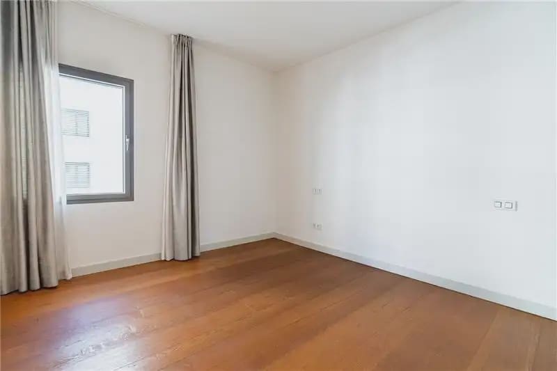 3 bedroom Flat for sale in Palma de Mallorca - € 1,750,000 (Ref: 9893413)