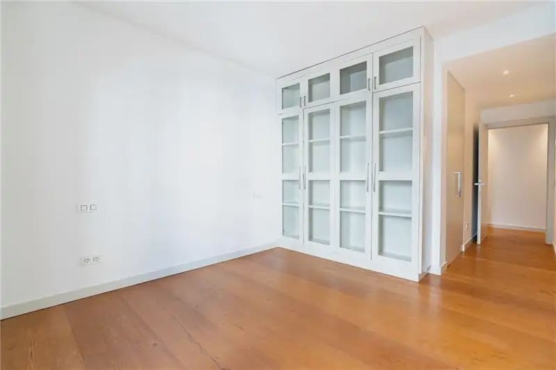 3 bedroom Flat for sale in Palma de Mallorca - € 1,750,000 (Ref: 9893413)