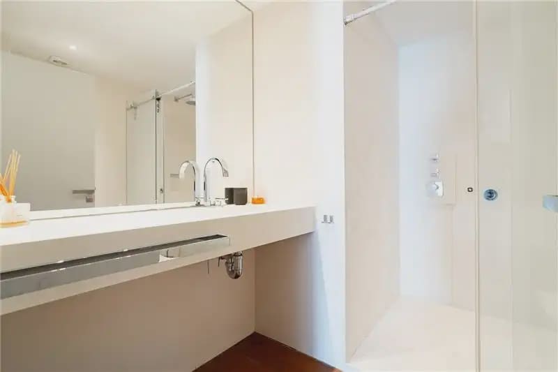 3 bedroom Flat for sale in Palma de Mallorca - € 1,750,000 (Ref: 9893413)