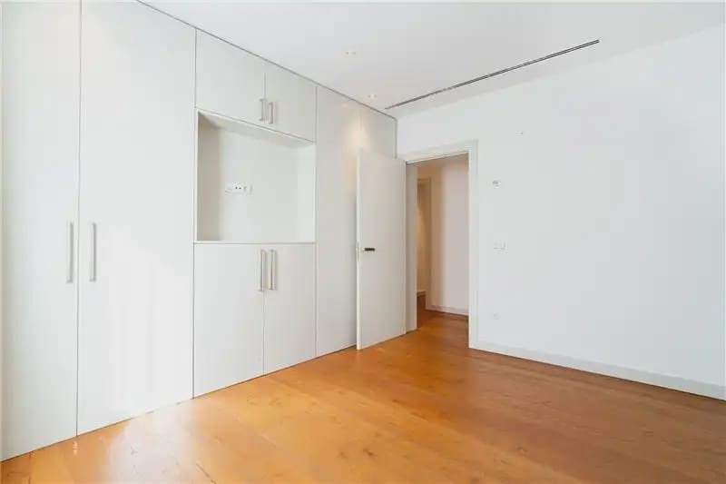 3 bedroom Flat for sale in Palma de Mallorca - € 1,750,000 (Ref: 9893413)