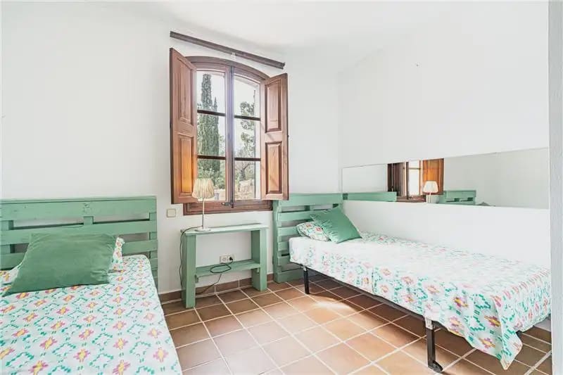3 makuuhuone Maalaistalo myytävänä paikassa Calvia mukana uima-altaan 
autotalli - 1 575 000 € (Ref: 9893414)