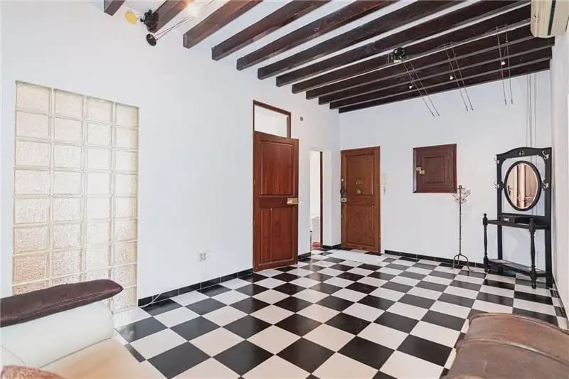 3 bedroom Flat for sale in Palma de Mallorca - € 575,000 (Ref: 9893421)