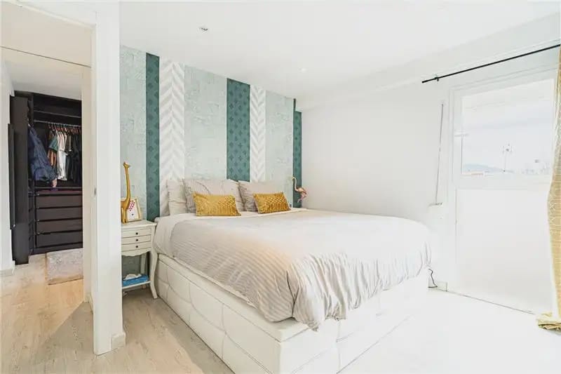 2 bedroom Flat for sale in Palma de Mallorca - € 440,000 (Ref: 9893422)