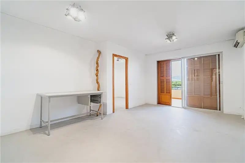 4 quarto Apartamento para venda em Palma de Mallorca com garagem - 450 000 € (Ref: 9893423)