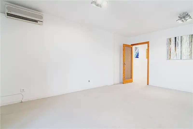 4 quarto Apartamento para venda em Palma de Mallorca com garagem - 450 000 € (Ref: 9893423)