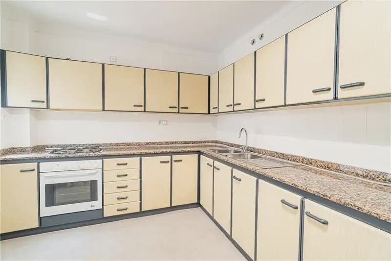 4 quarto Apartamento para venda em Palma de Mallorca com garagem - 450 000 € (Ref: 9893423)